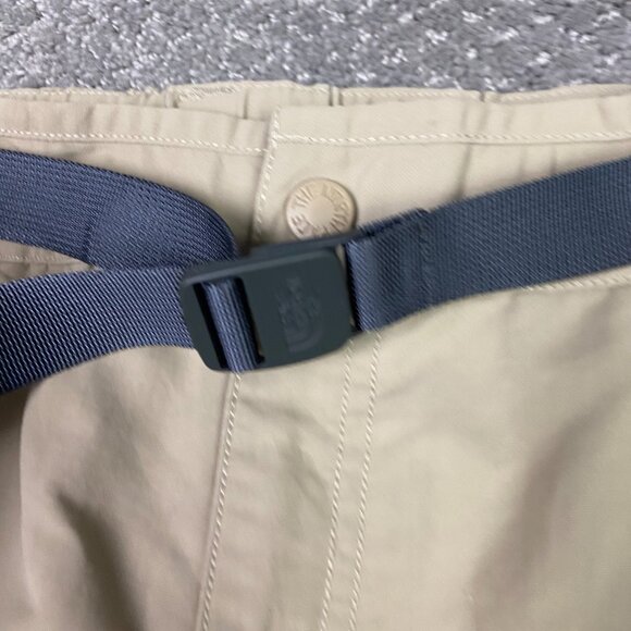 The North Face Convertible Cargo Pants Men's XL Khaki Hiking Outdoor Belt Belted - Picture 4 of 16